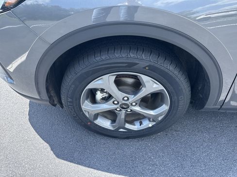 Used 2025 Ford Escape ST-Line AWD/4WD image 9