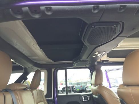 Used 2023 Jeep Wrangler Unlimited Rubicon 4xe w/ Safety Group image 45