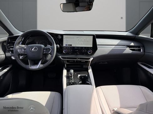 Used 2023 Lexus RX 350 Premium w/ Accessory Package AWD/4WD image 7