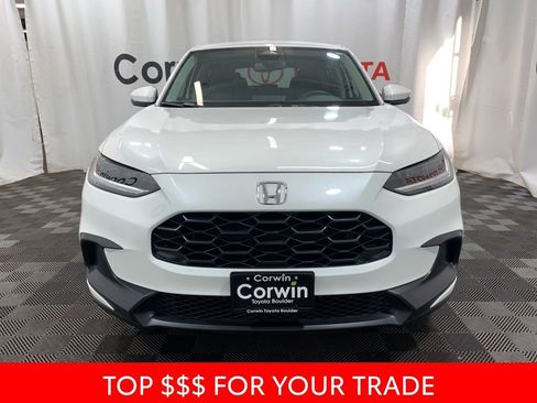 Used 2025 Honda HR-V LX image 2