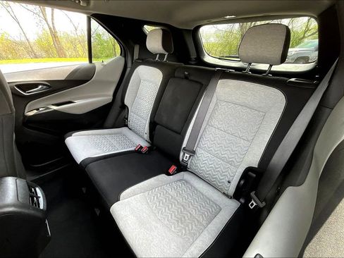 Used 2022 Chevrolet Equinox LS w/ LS Convenience Package image 38