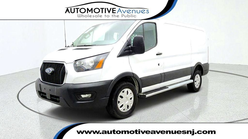Used 2025 Ford Transit 250 Low Roof w/ Exterior Upgrade Package RWD image 1