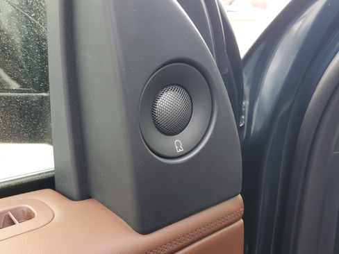 New 2026 Lincoln Navigator Reserve image 9