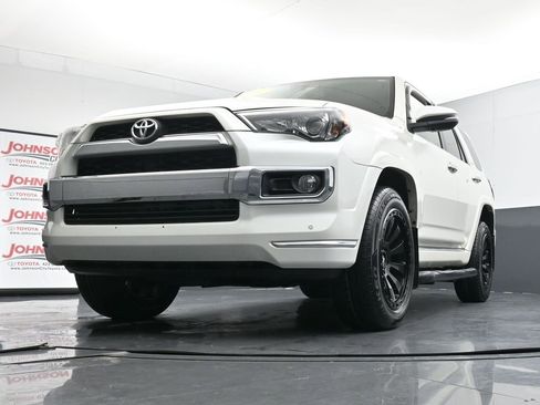 Used 2017 Toyota 4Runner Limited image 34