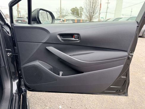 Certified 2022 Toyota Corolla LE image 11