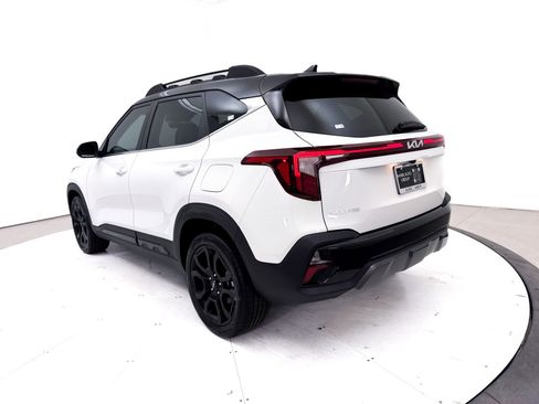 Certified 2024 Kia Seltos X-Line AWD/4WD image 16