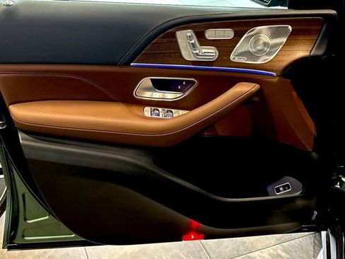 New 2026 Mercedes-Benz GLE 53 AMG 4MATIC image 21