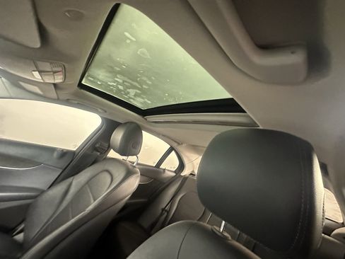 Used 2020 Mercedes-Benz C 300 Sedan image 23