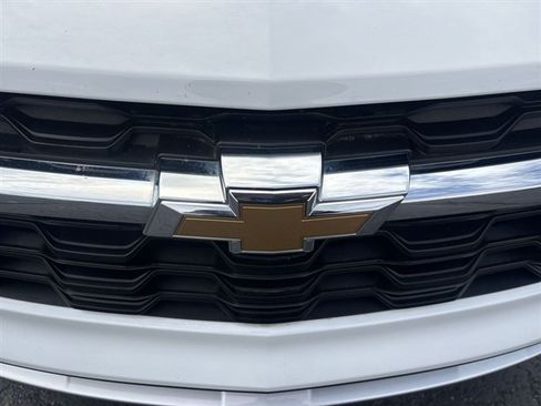 Certified 2024 Chevrolet Trax LT w/ Driver Confidence Package FWD image 29