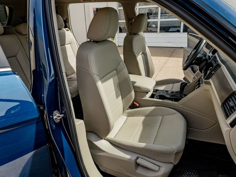 Used 2022 Volkswagen Atlas SE image 25