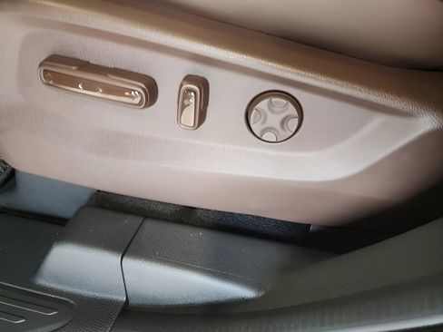 New 2026 Honda Odyssey Touring image 21