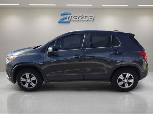 Used 2020 Chevrolet Trax LS w/ Tint and Cruise Package image 11
