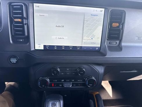 Used 2024 Ford Bronco Badlands w/ Sasquatch Package AWD/4WD image 27