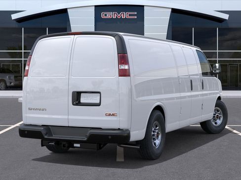 New 2025 GMC Savana 3500 Extended w/ Driver Convenience Package image 28