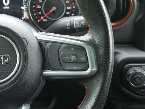 Used 2022 Jeep Gladiator Mojave w/ Cold Weather Group AWD/4WD image 19