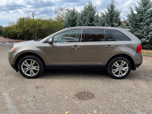 Used 2013 Ford Edge Limited image 24