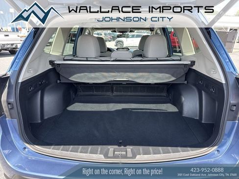 Certified 2023 Subaru Forester Premium AWD/4WD image 43