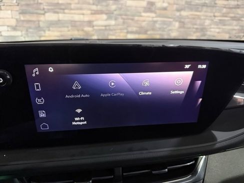 Used 2025 Buick Envista Preferred w/ Convenience II Package image 19