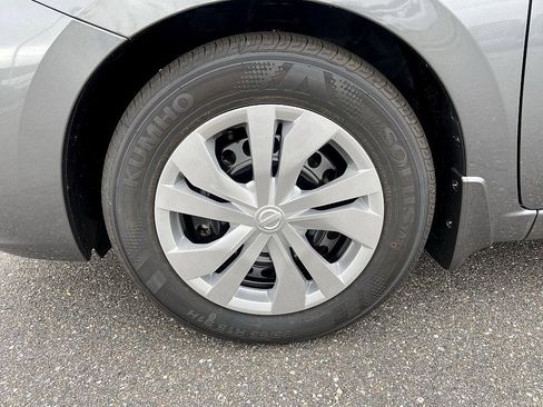 New 2025 Nissan Versa S image 8