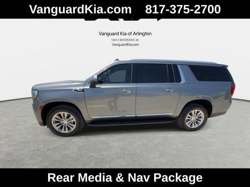 Used 2021 GMC Yukon XL SLT w/ SLT Premium Package AWD/4WD image 5