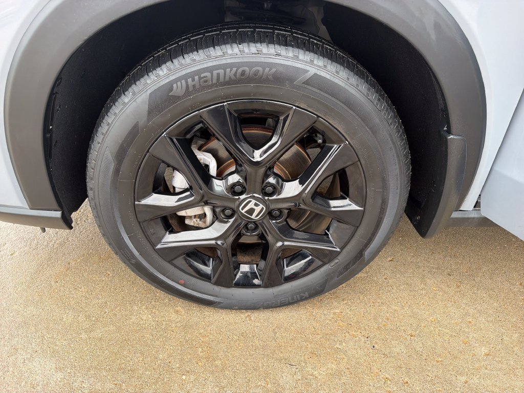 Used 2024 Honda HR-V Sport image 25