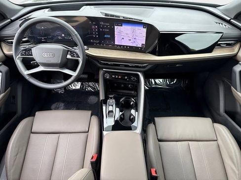 Certified 2025 Audi Q5 Premium Plus w/ Premium Plus AWD/4WD image 13