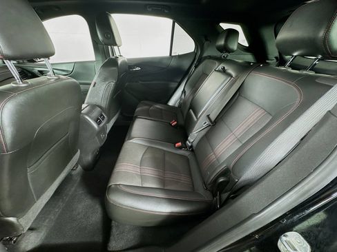 Used 2023 Chevrolet Equinox RS AWD/4WD image 18