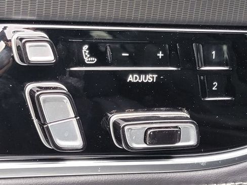 New 2026 Jeep Grand Wagoneer Summit AWD/4WD image 5