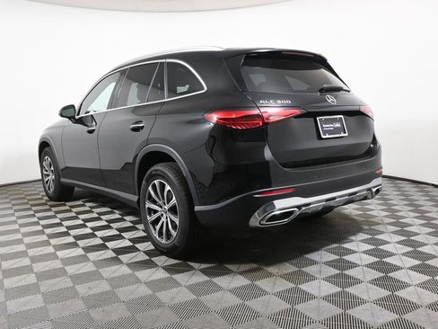 Used 2026 Mercedes-Benz GLC 300 4MATIC image 5