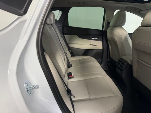 Used 2025 Nissan Murano SL AWD/4WD image 17
