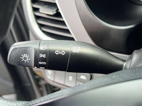 Used 2023 Kia Seltos LX AWD/4WD image 22