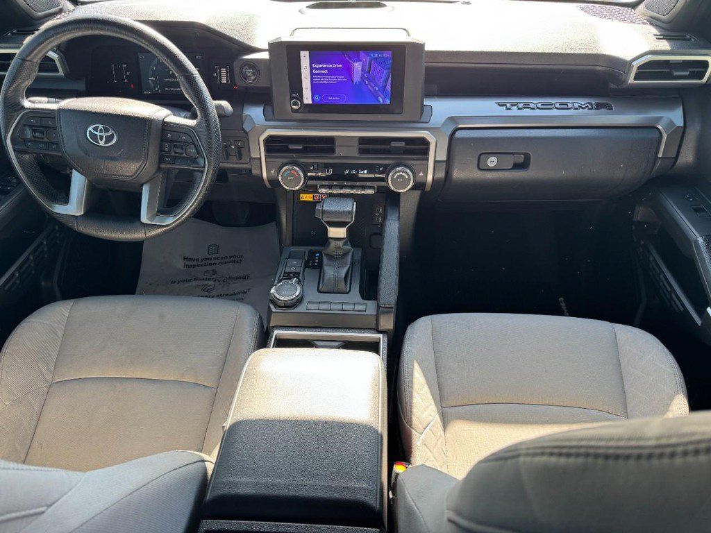 Certified 2024 Toyota Tacoma SR5 AWD/4WD image 11