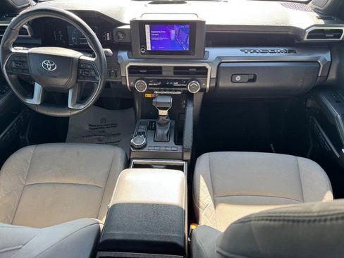 Certified 2024 Toyota Tacoma SR5 AWD/4WD image 11