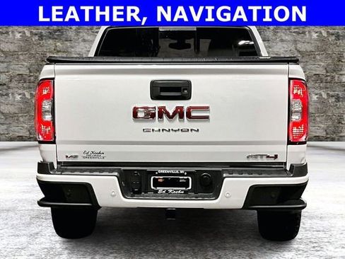 Used 2022 GMC Canyon AT4 w/ Trailering Package image 5