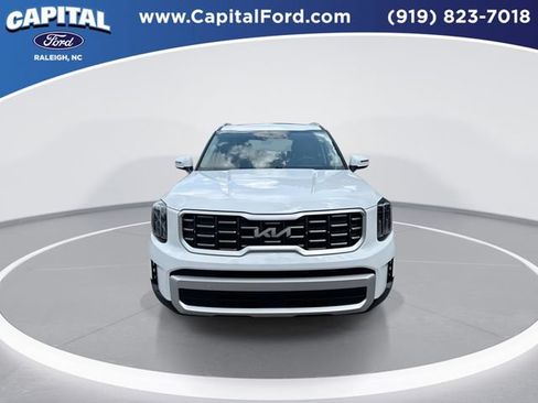 Used 2025 Kia Telluride S FWD image 3