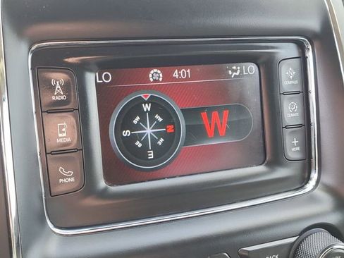 Used 2017 Dodge Durango SXT w/ 3rd Row Seating Group image 23