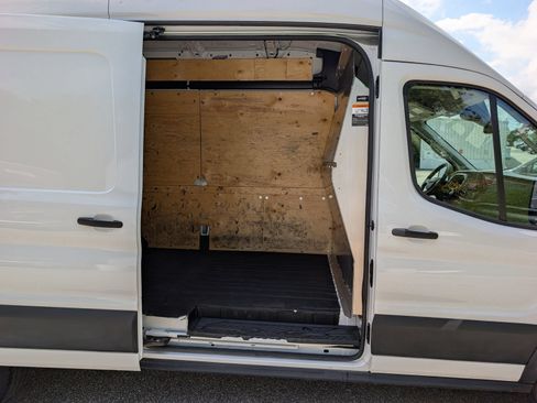 Used 2024 Ford Transit 250 148 High Roof AWD image 12