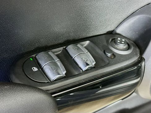 Used 2016 MINI Cooper S image 27