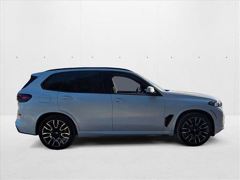 Used 2026 BMW X5 sDrive40i w/ M Sport Package RWD image 6
