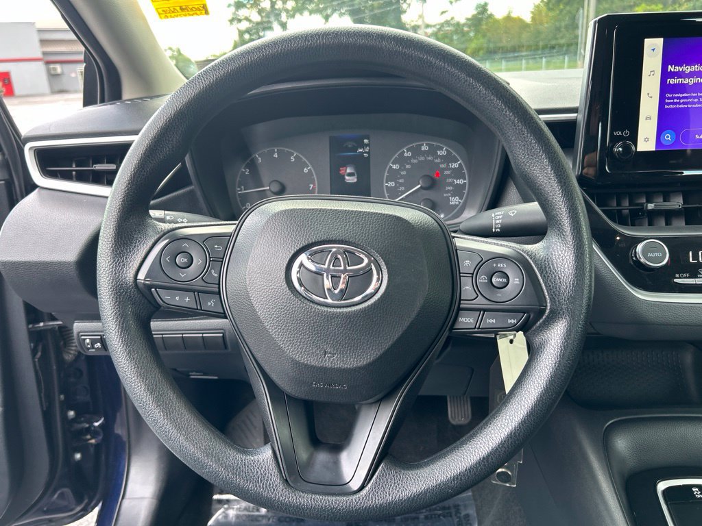 Certified 2025 Toyota Corolla LE FWD image 14