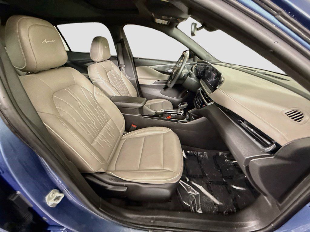 Used 2025 Buick Envista Avenir FWD image 28