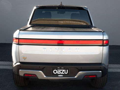 Used 2022 Rivian R1T Launch Edition image 31