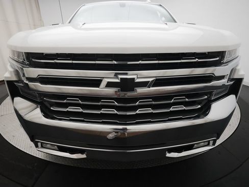 Used 2019 Chevrolet Silverado 1500 LTZ AWD/4WD image 20