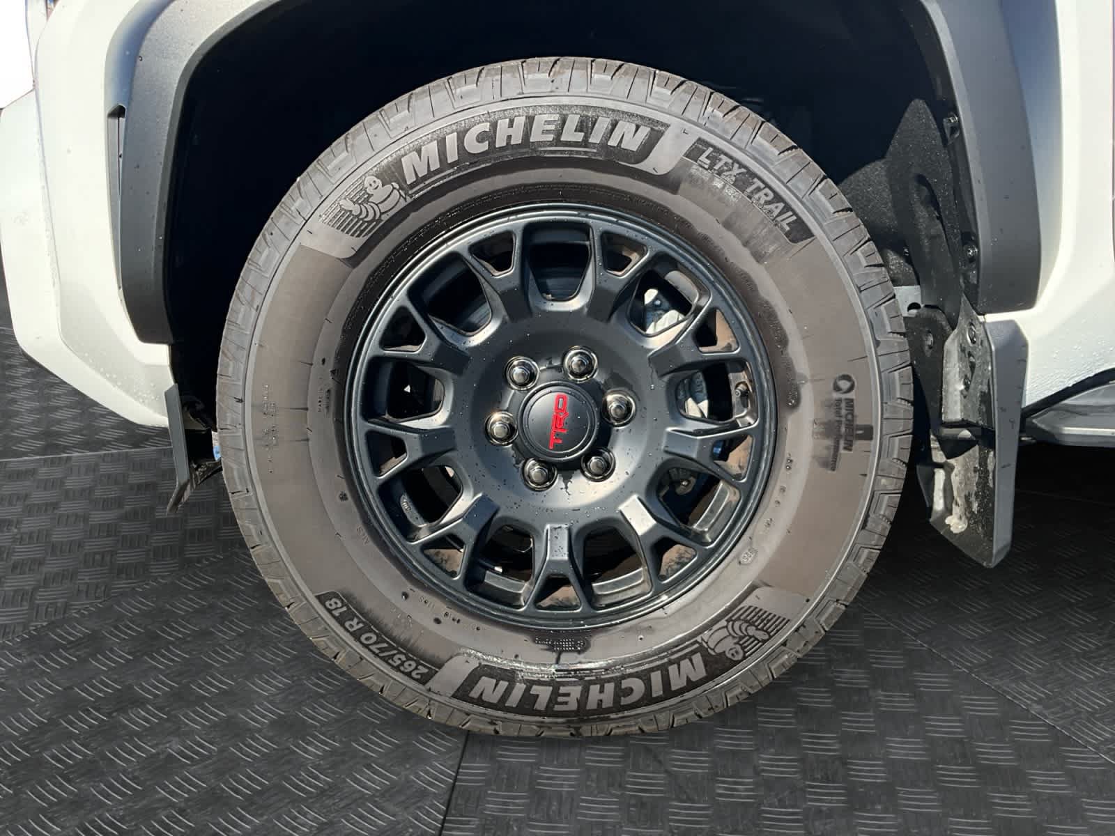 Used 2025 Toyota 4Runner TRD Off-Road Premium AWD/4WD image 14