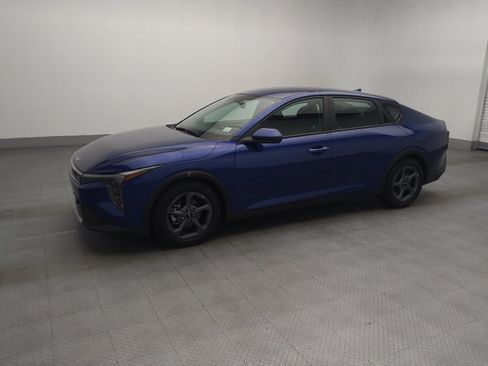 Used 2025 Kia K4 FWD image 2