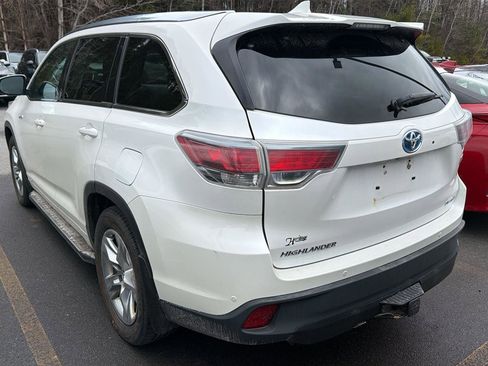 Used 2016 Toyota Highlander Limited Platinum image 10