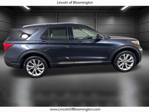 Used 2022 Ford Explorer Platinum w/ Equipment Group 601A image 8