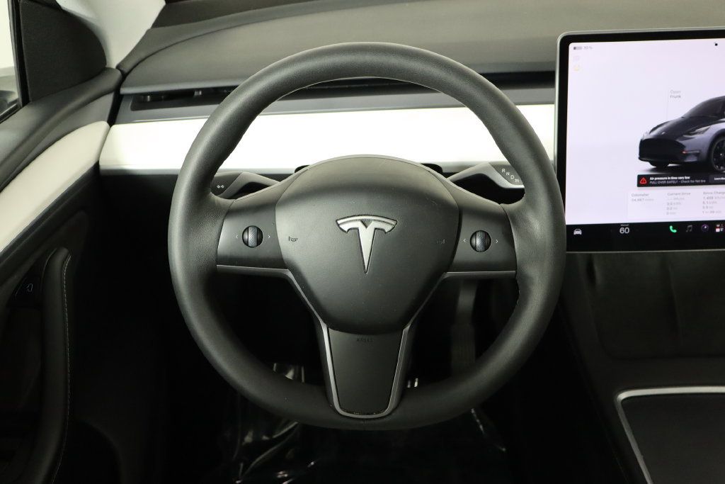 Used 2023 Tesla Model Y Long Range AWD/4WD image 7