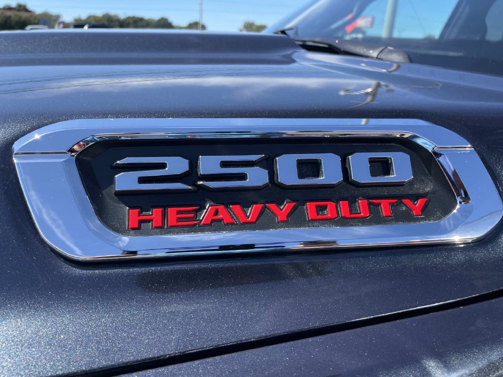 Used 2022 RAM 2500 Big Horn AWD/4WD image 40