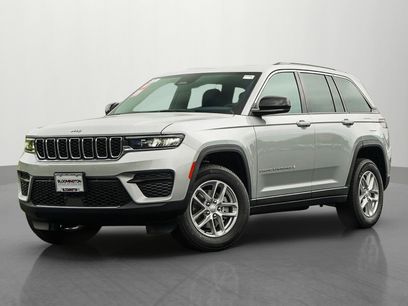New 2025 Jeep Grand Cherokee Laredo X w/ Luxury Tech Group I